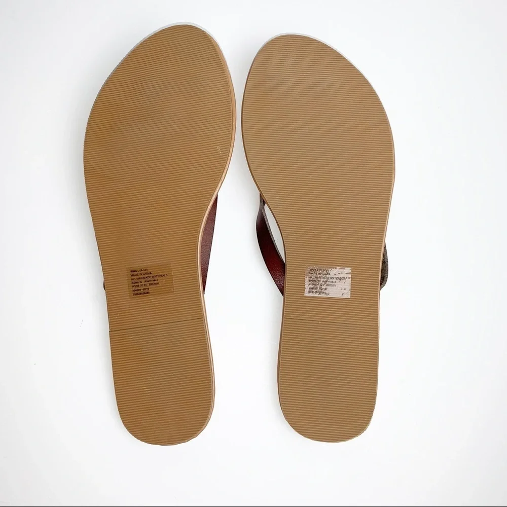 SONOMA Brown Vegan Leather Thong Sandal 9 NWOT